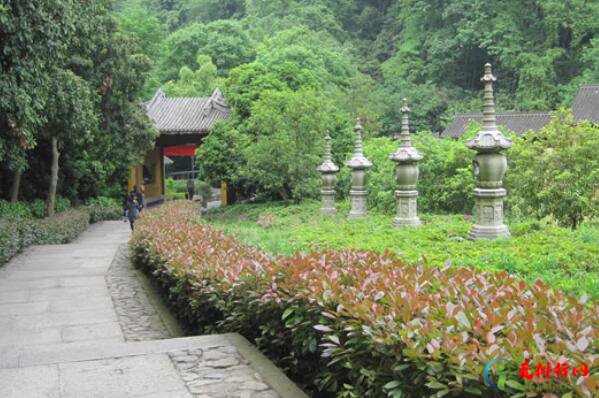 全国香火最旺寺庙排名榜,国内十大香火旺的寺庙