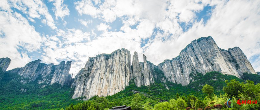 中国少数民族旅游城市排行前十名 国内十大少数民族风情旅游城市