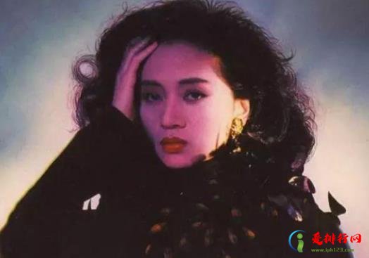 十大华语女歌手排行榜，邓丽君、梅艳芳的地位无人能撼动