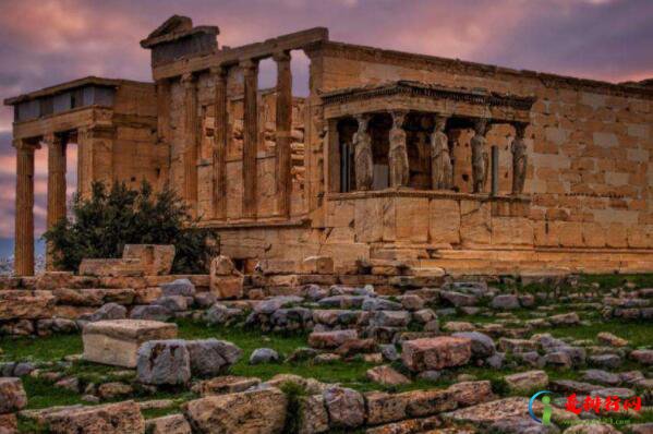 世界十大古希腊建筑代表作，榜首在最高处，第三为主神建