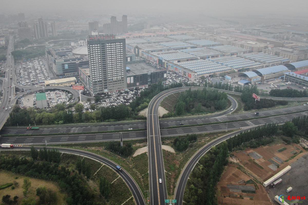 中国第一条高速公路是哪条